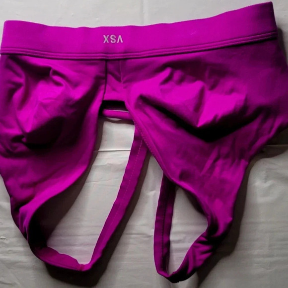 Victoria secret vsx sport Bras WORN ONCE OR TWICE - Picture 1 of 7